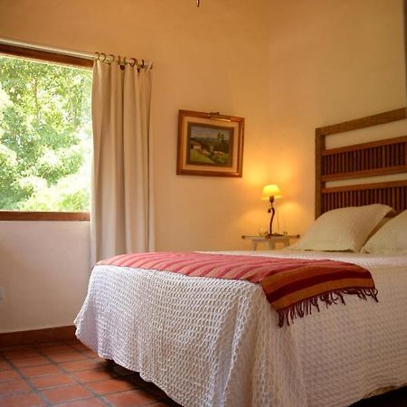 Golf - Casa De Huespedes Villa ตันดิล ภายนอก รูปภาพ