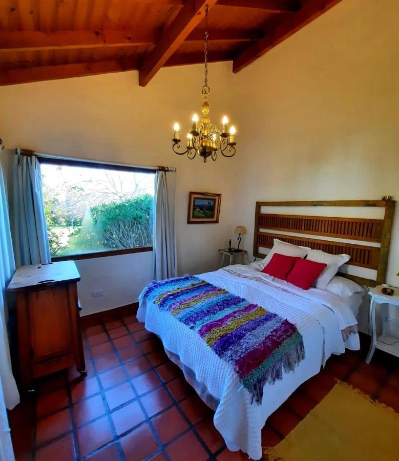 Golf - Casa De Huespedes Villa ตันดิล ภายนอก รูปภาพ
