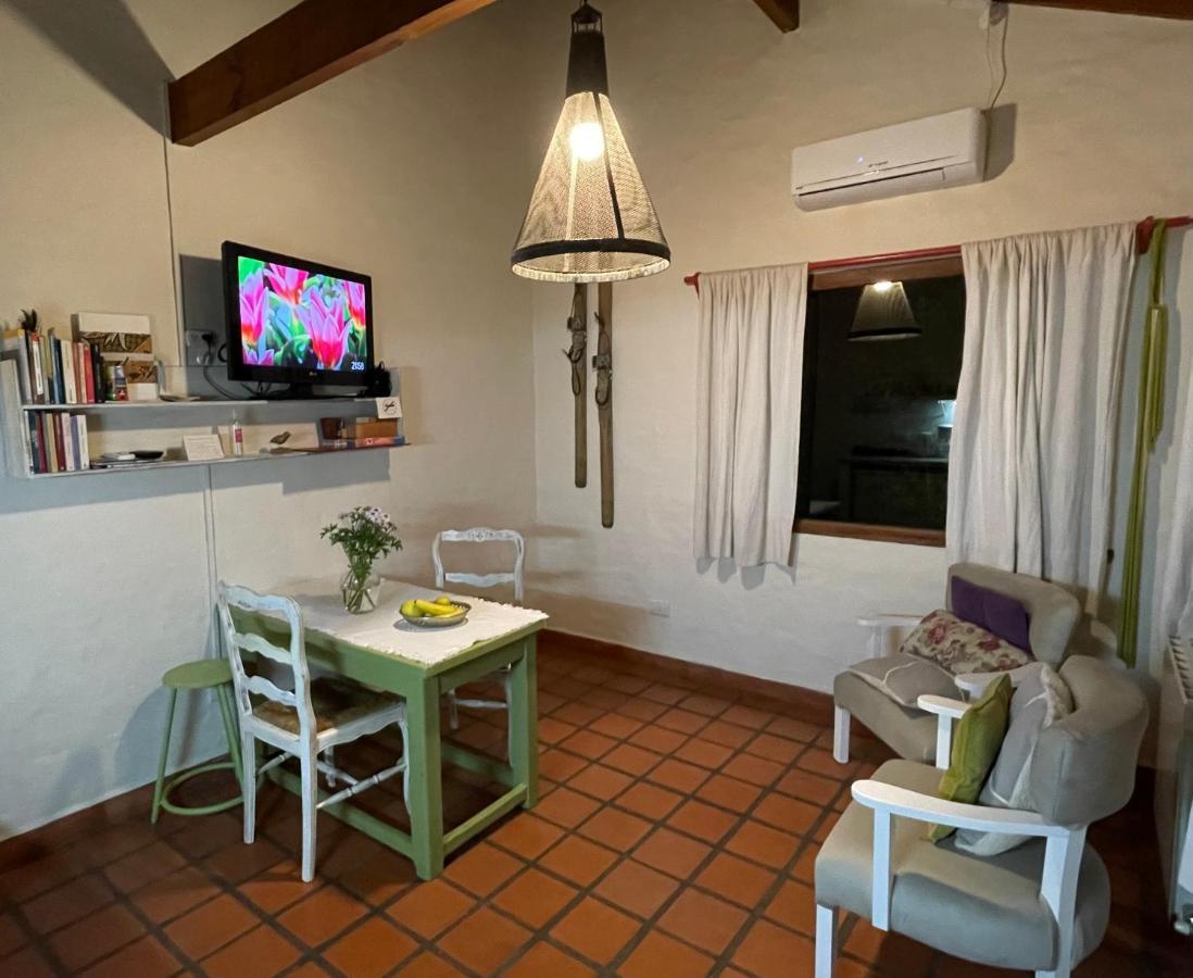 Golf - Casa De Huespedes Villa ตันดิล ภายนอก รูปภาพ