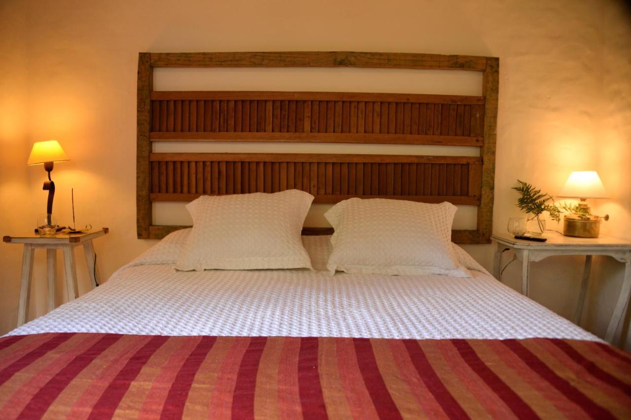 Golf - Casa De Huespedes Villa ตันดิล ภายนอก รูปภาพ